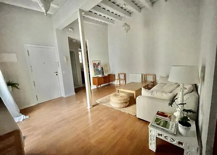 7r Charming Downtown *