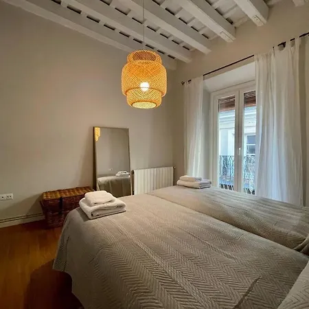 7r Charming Downtown Apartment Seville